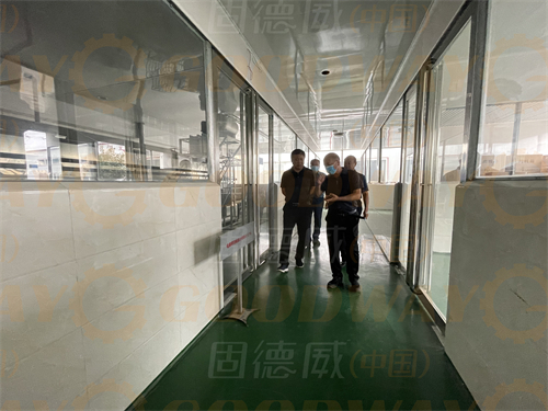 方城縣政協(xié)領(lǐng)導(dǎo)到固德威公司開展“萬人助萬企”調(diào)研活動 方城縣政協(xié)領(lǐng)導(dǎo)到固德威公司開展“萬人助萬企”調(diào)研活動