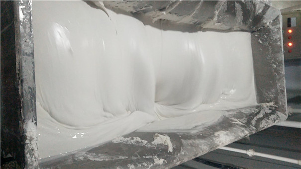 仿手工紅薯粉條機生產線是怎樣加工粉條的？漏瓢環(huán)節(jié)有哪些講究？